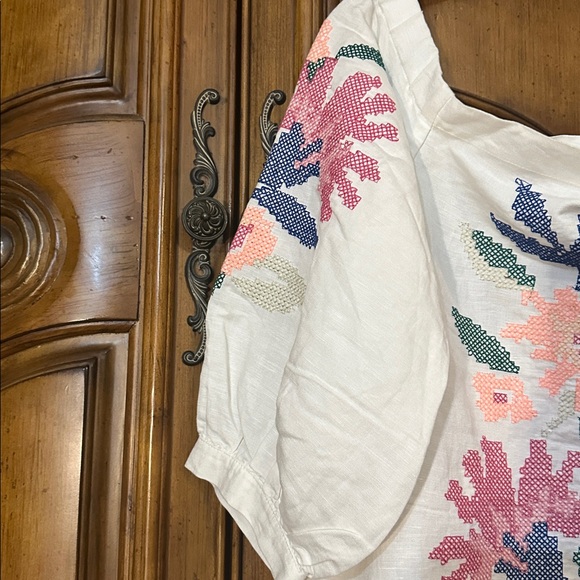 Ann Taylor Linen White Blouse Colorful Embroidered Floral Puff Sleeve Top Medium - Picture 4 of 11